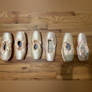 Pointe shoes - USED